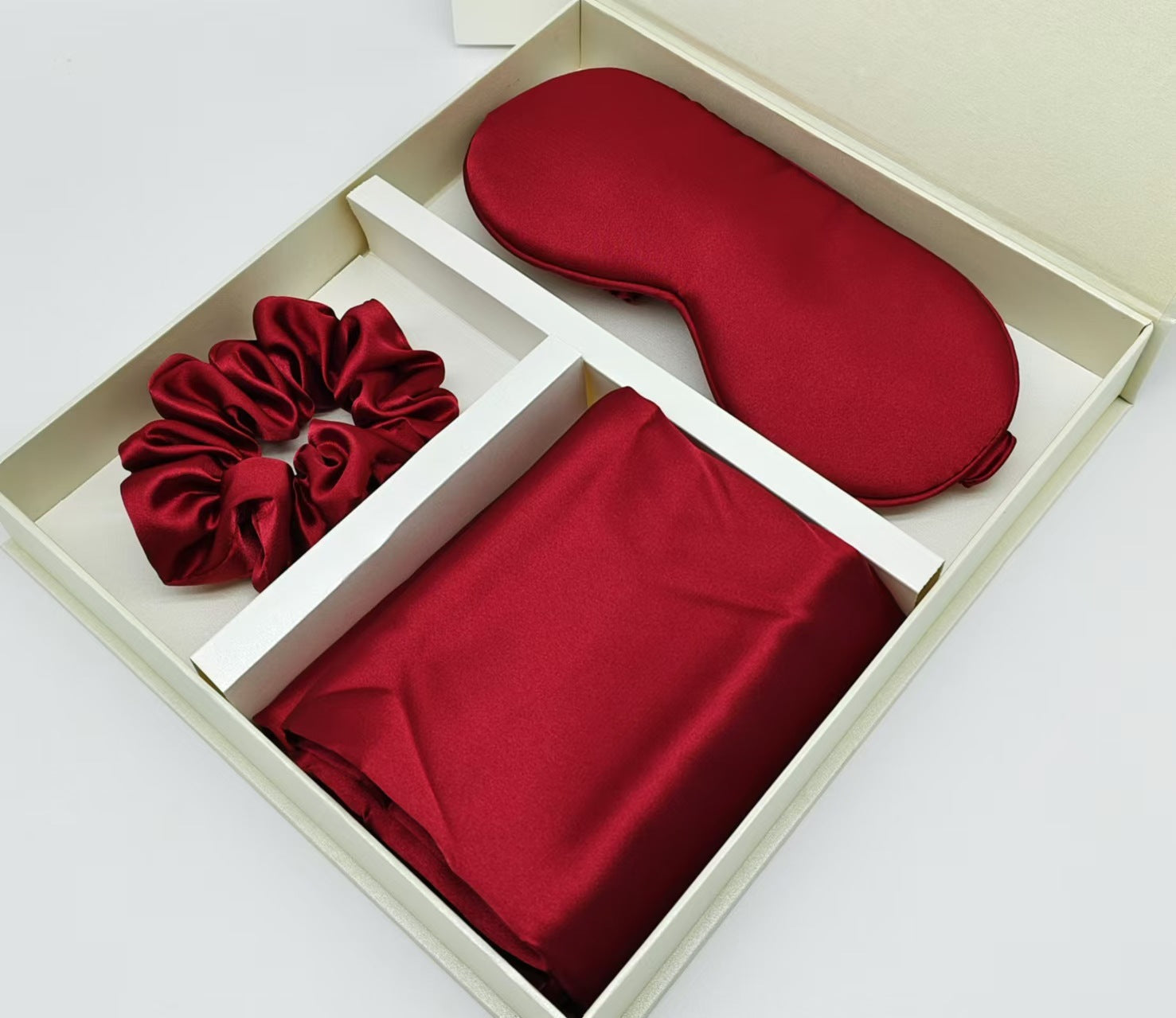 Silk, mulberry silk, eye mask, hair band, silk three-piece gift box wholesale.